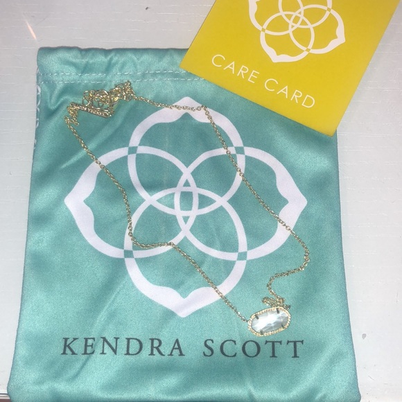 Kendra Scott Jewelry - Kendra Scott Pendant Necklace